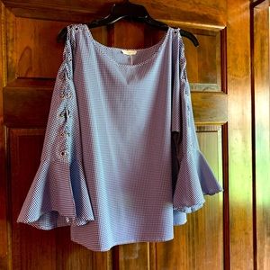 Navy and white check blouse size L by Capri